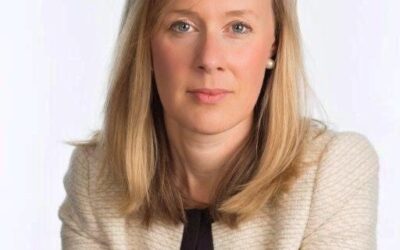 Inspiring Career Conversation with Sarah Elton-Farr, Executive Director of Global Healthcare Group, Investment Banking at UBS